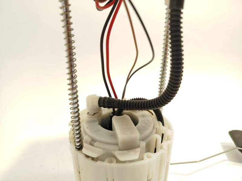 Recambio de bomba combustible para hyundai tucson (tl, tle) 1.6 gdi referencia OEM IAM 31110D7000 31113D7000 