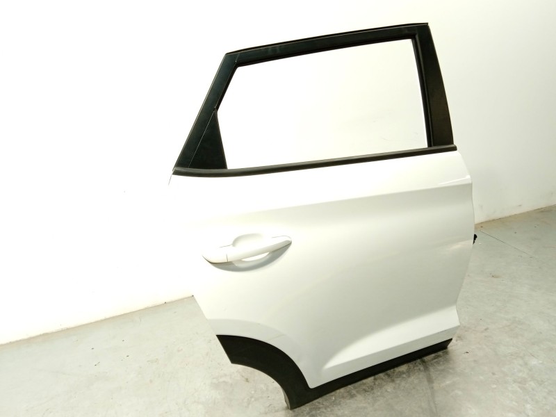 Recambio de puerta trasera derecha para hyundai tucson (tl, tle) 1.6 gdi referencia OEM IAM 77004D7000  