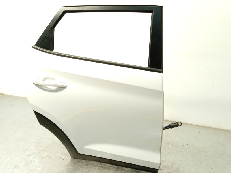 Recambio de puerta trasera derecha para hyundai tucson (tl, tle) 1.6 gdi referencia OEM IAM 77004D7000  