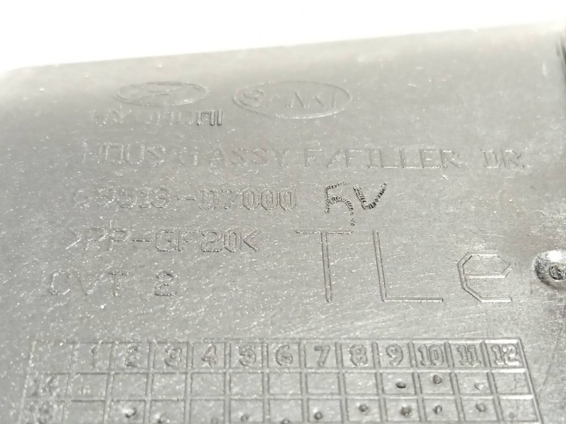 Recambio de tapa exterior combustible para hyundai tucson (tl, tle) 1.6 gdi referencia OEM IAM 69513D7000 31010J9000 