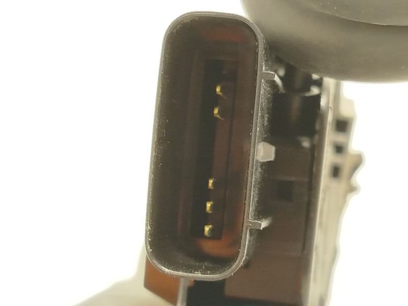 Recambio de cerradura puerta delantera derecha para hyundai tucson (tl, tle) 1.6 gdi referencia OEM IAM 81320D3000  