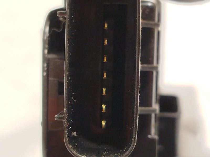 Recambio de cerradura puerta delantera izquierda para hyundai tucson (tl, tle) 1.6 gdi referencia OEM IAM 81310D3010  