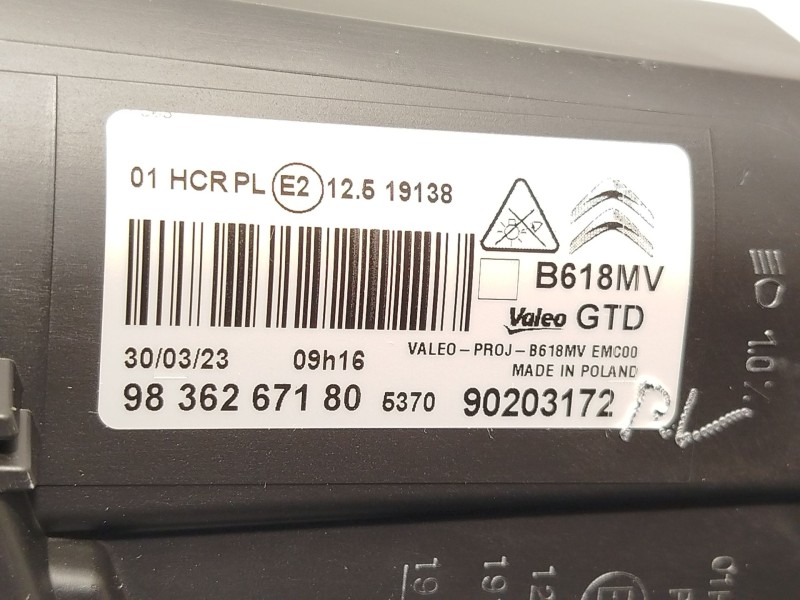 Recambio de faro izquierdo para citroën c3 1.6 blue-hdi fap referencia OEM IAM 9836267180  90203172
