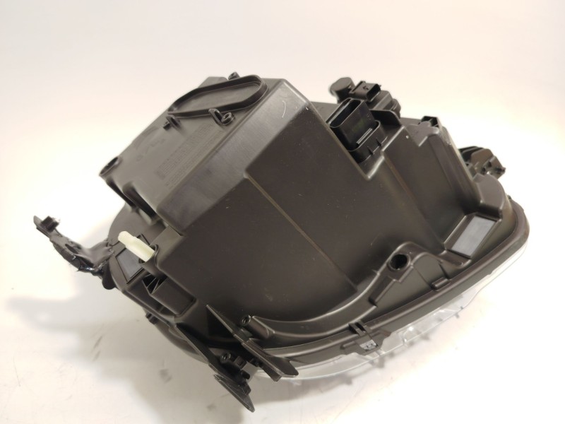 Recambio de faro izquierdo para citroën c3 1.6 blue-hdi fap referencia OEM IAM 9836267180  90203172