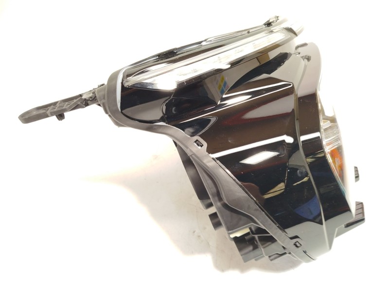 Recambio de faro derecho para citroën c4 iii 1.2 referencia OEM IAM 9830649280  73374698