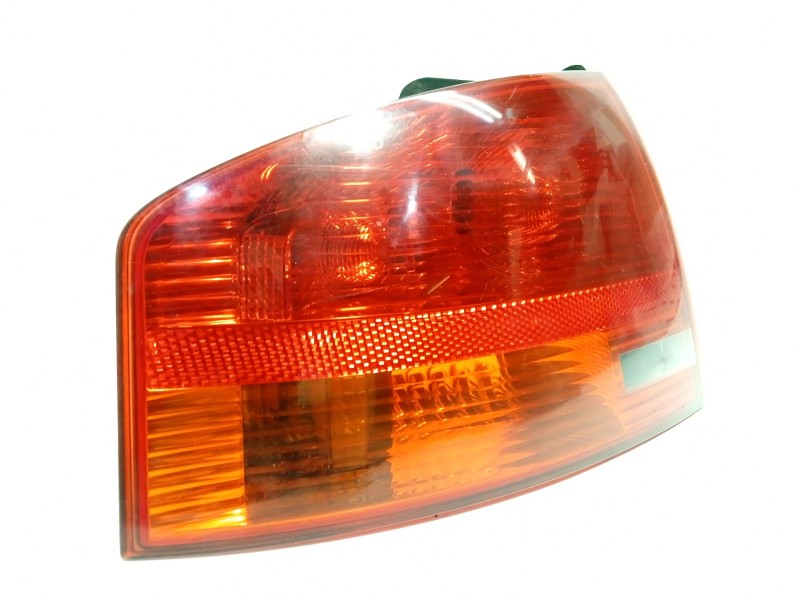 Recambio de piloto trasero izquierdo para audi a4 b7 (8ec) 2.0 tdi 16v referencia OEM IAM 8E5945095  