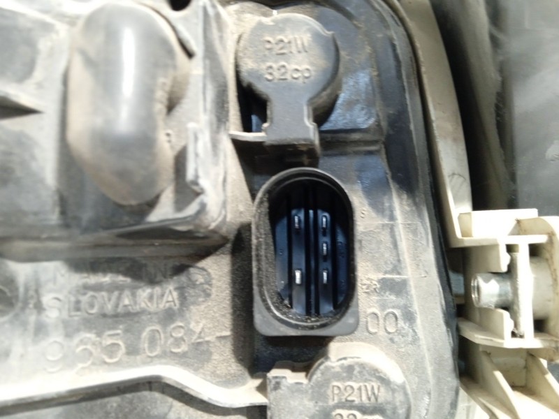 Recambio de piloto trasero derecho para audi a4 b7 (8ec) 2.0 tdi 16v referencia OEM IAM 8E5945096  