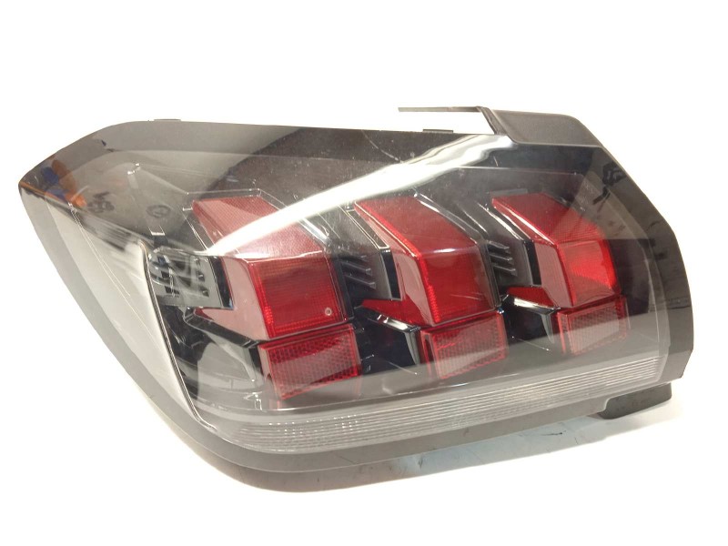 PILOTO TRASERO IZQUIERDO 9823216780 73250928