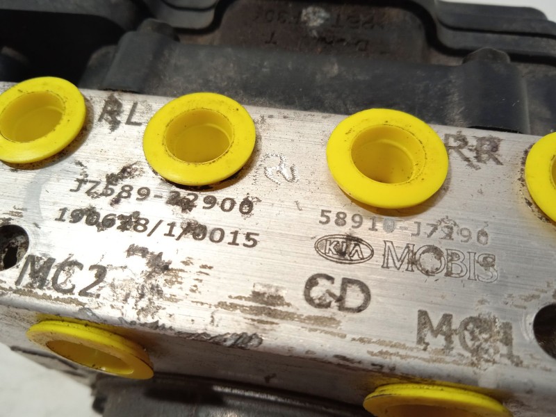 Recambio de abs para kia xceed 1.6 crdi cat referencia OEM IAM 58910J7290 6158941600 J758922900