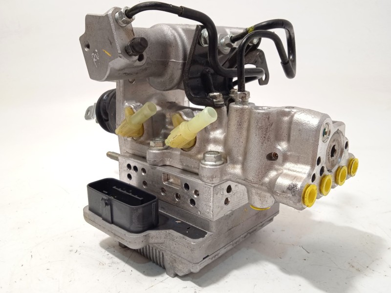 Recambio de abs para toyota yaris hybrid active referencia OEM IAM 4721052480 4727047030 4707012010