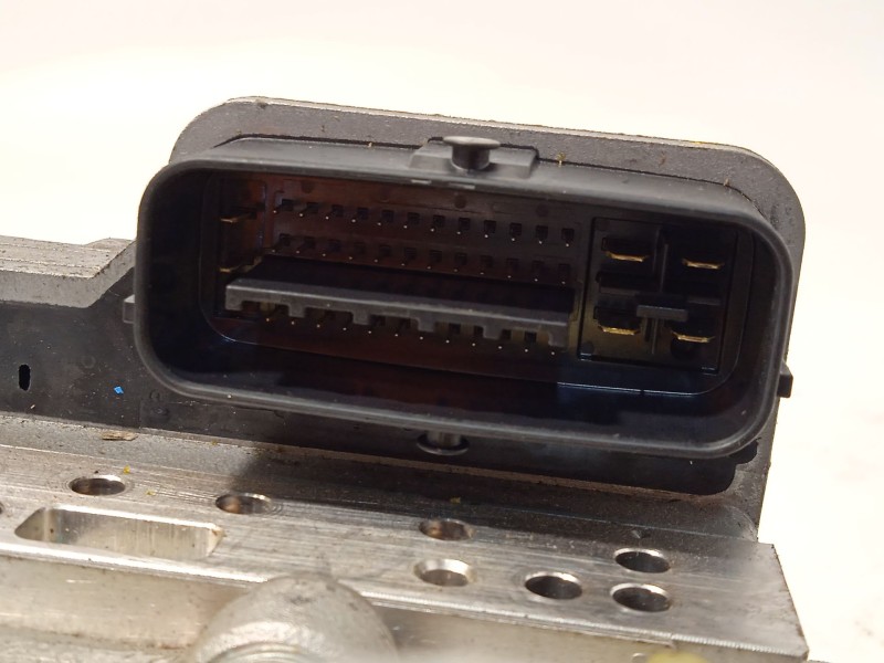 Recambio de abs para toyota yaris hybrid active referencia OEM IAM 4721052480 4727047030 4707012010