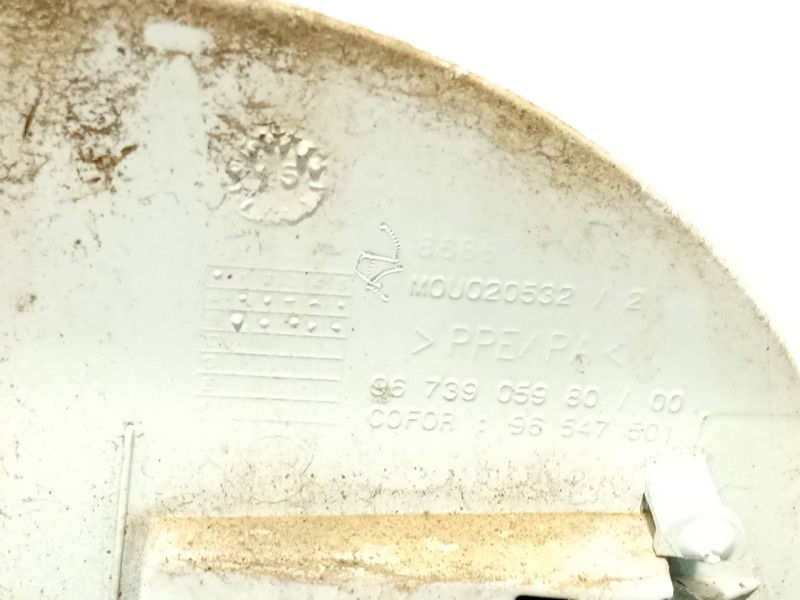 Recambio de tapa exterior combustible para peugeot 208 i (ca_, cc_) 1.0 referencia OEM IAM 9673905980  