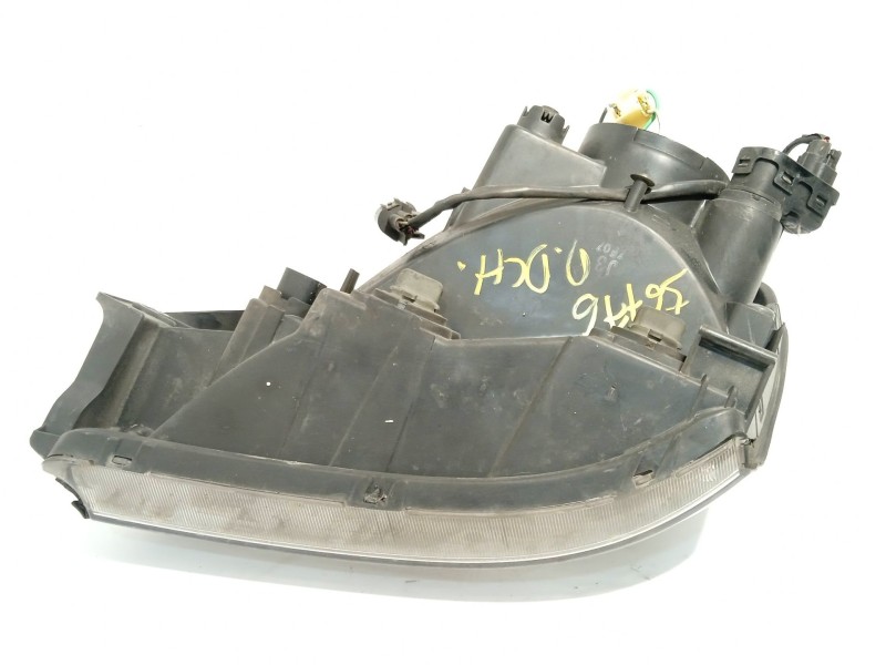 Recambio de faro derecho para hyundai tucson (jm) 2.0 crdi referencia OEM IAM 921042E020  