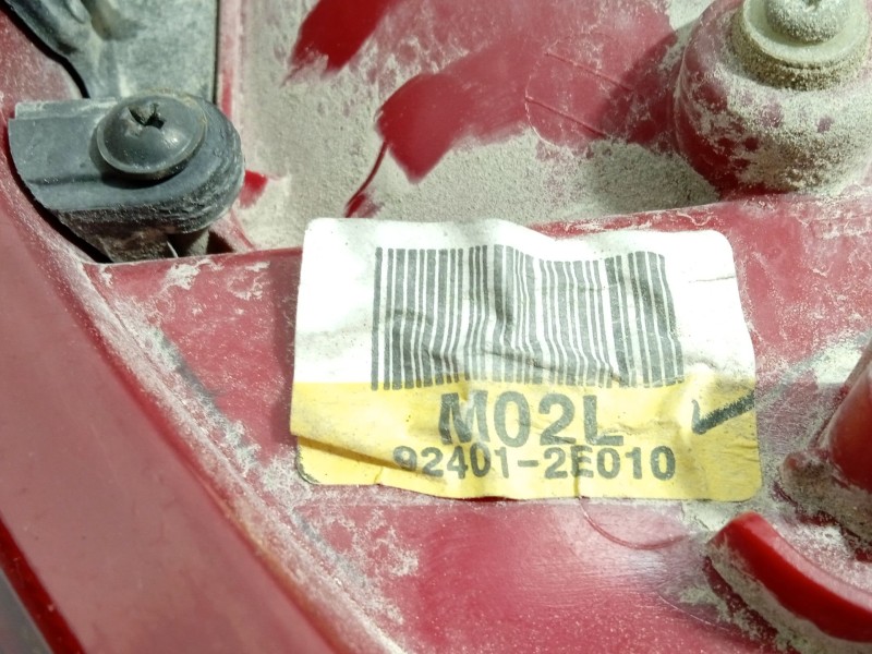 Recambio de piloto trasero izquierdo para hyundai tucson (jm) 2.0 crdi referencia OEM IAM 924012E010  