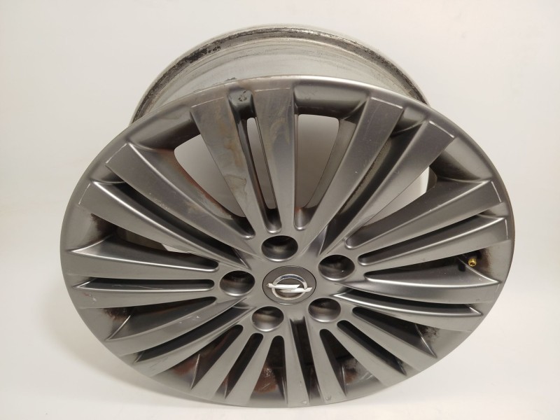 Recambio de llanta para opel astra j sedán 1.7 cdti (69) referencia OEM IAM 13393533  