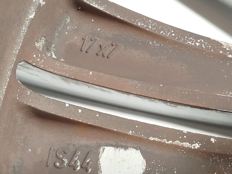 Recambio de llanta para opel astra j sedán 1.7 cdti (69) referencia OEM IAM 13393533  