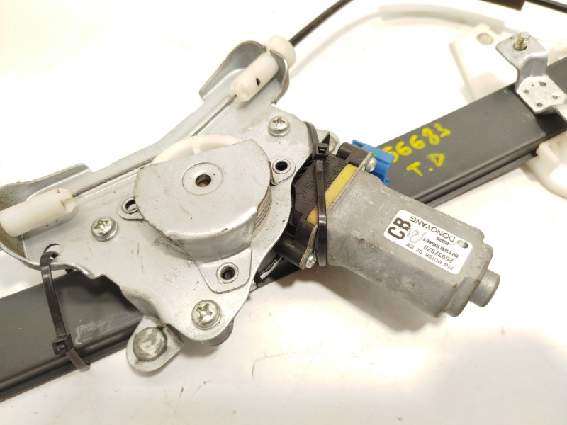 Recambio de elevalunas trasero derecho para chevrolet captiva (c100, c140) 2.0 d 4wd referencia OEM IAM 25937970  