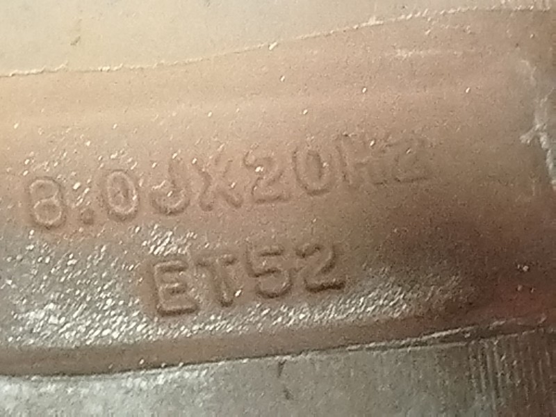 Recambio de llanta para lynk & co 01 phev referencia OEM IAM 8890173164 8889684976 8889658786