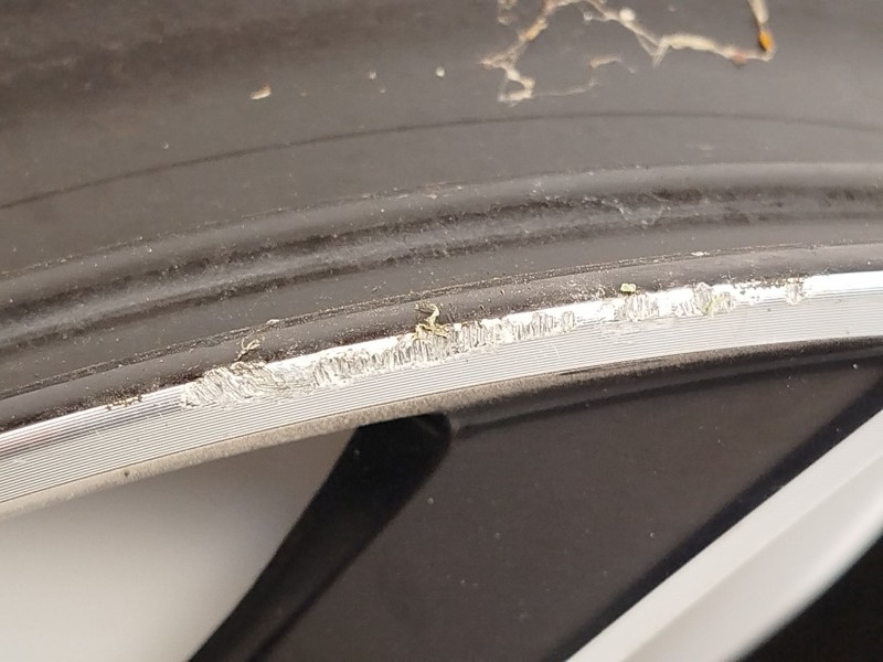 Recambio de llanta para lynk & co 01 phev referencia OEM IAM 8890173164 8889684976 8889658786