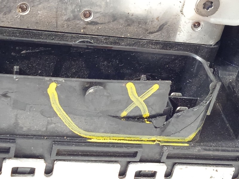 Recambio de abs para mazda 3 berlina (bp) zenith referencia OEM IAM BDMD439A0C 06210988483 06211201444