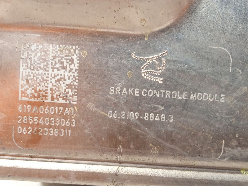 Recambio de abs para mazda 3 berlina (bp) zenith referencia OEM IAM BDMD439A0C 06210988483 06211201444