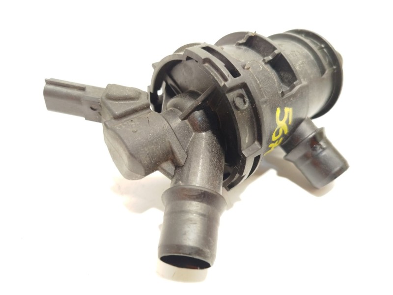 Recambio de bomba agua para dacia sandero ii 1.5 blue dci 95 (b8jl) referencia OEM IAM 212002893R  