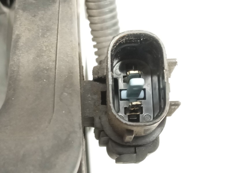 Recambio de electroventilador para hyundai santa fé ii (cm) 2.2 crdi referencia OEM IAM 977302B200  