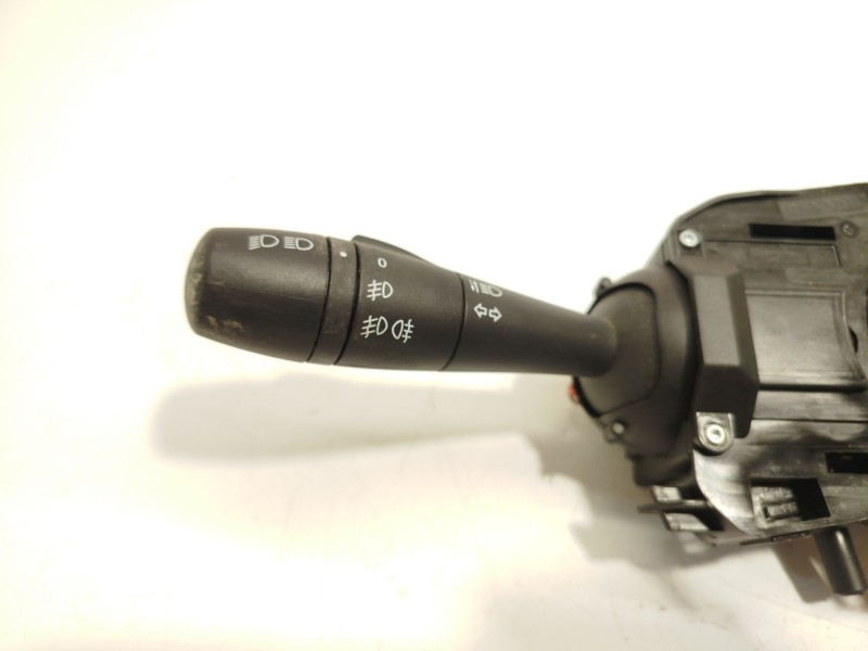 Recambio de mando intermitentes para dacia sandero ii 1.5 blue dci 95 (b8jl) referencia OEM IAM 255679062R  