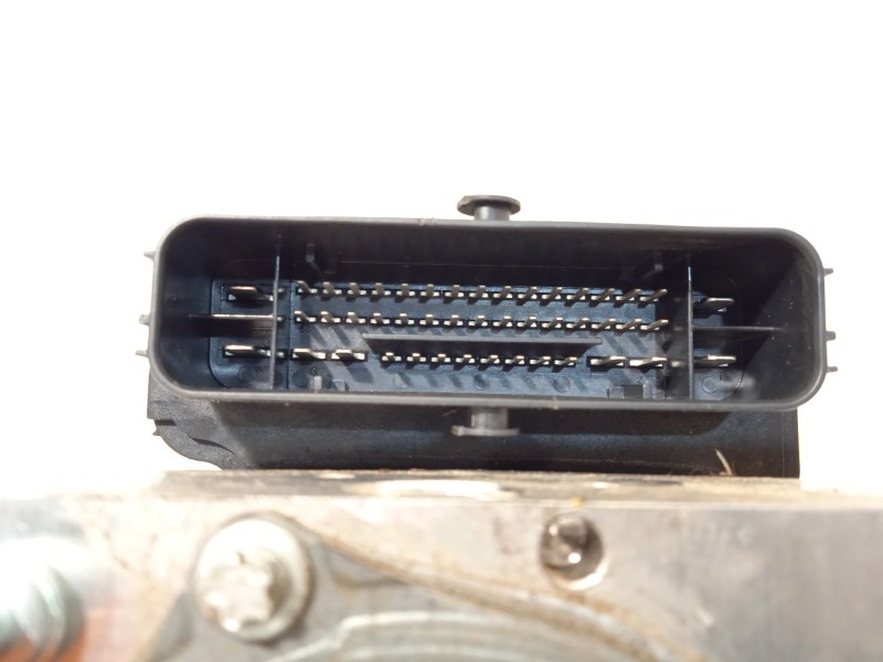 Recambio de abs para maserati levante suv (m161) 3.0 d q4 referencia OEM IAM 670106615 2265106539 269874