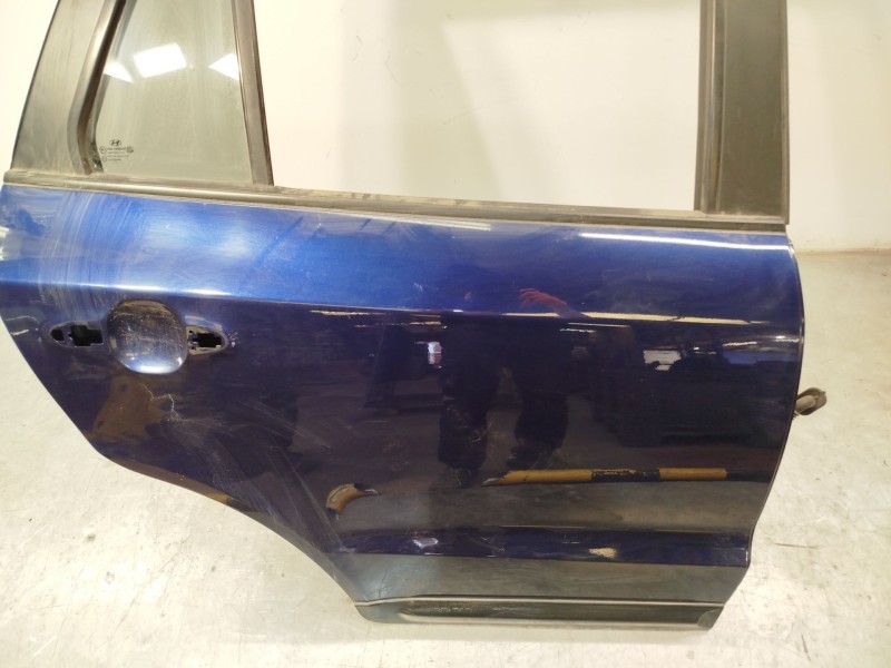 Recambio de puerta trasera derecha para hyundai santa fé ii (cm) 2.2 crdi referencia OEM IAM 770042B030  