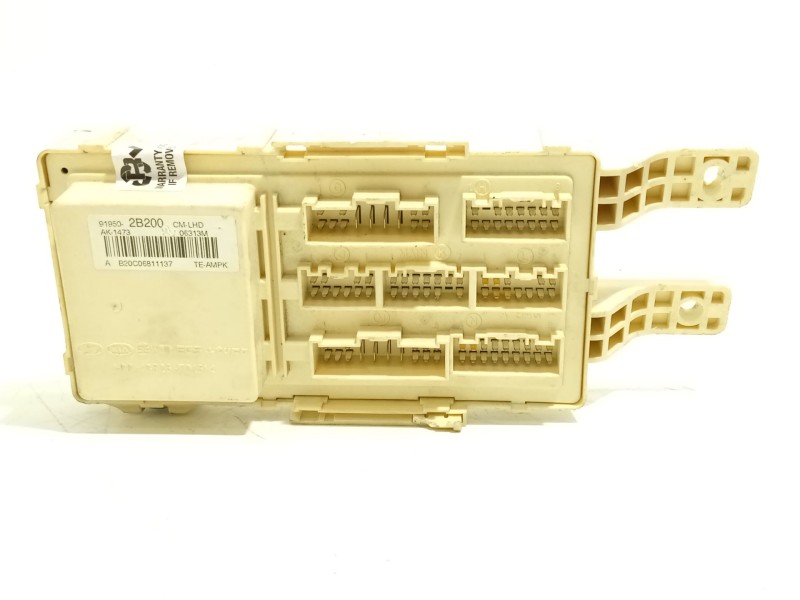 Recambio de caja reles / fusibles para hyundai santa fé ii (cm) 2.2 crdi referencia OEM IAM 919502B200  