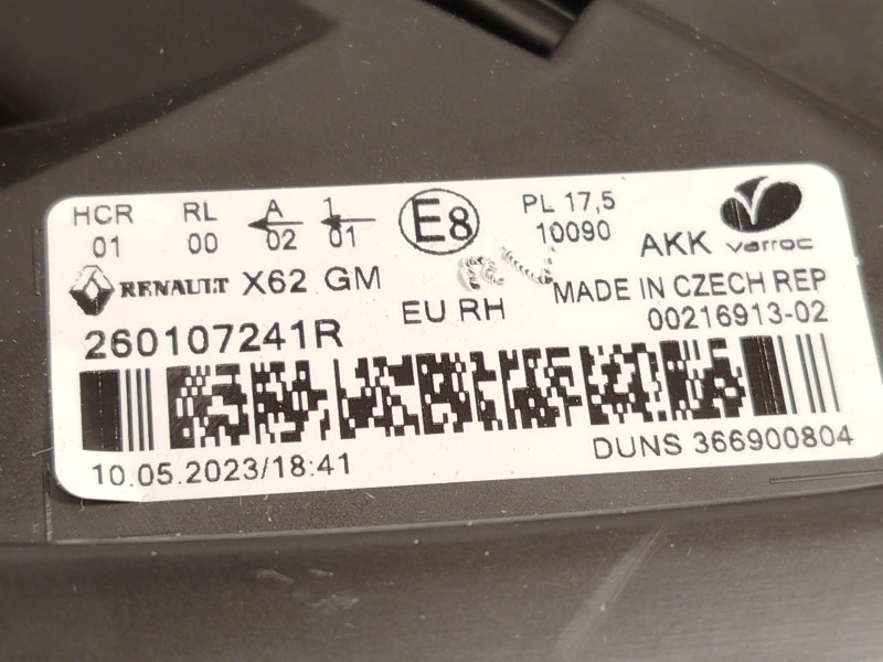 Recambio de faro derecho para opel movano b kasten/combi 2.3 cdti referencia OEM IAM 95529360 260107241R 