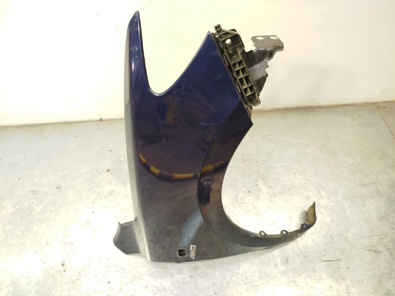 Recambio de aleta delantera derecha para hyundai santa fé ii (cm) 2.2 crdi referencia OEM IAM 663202B270  