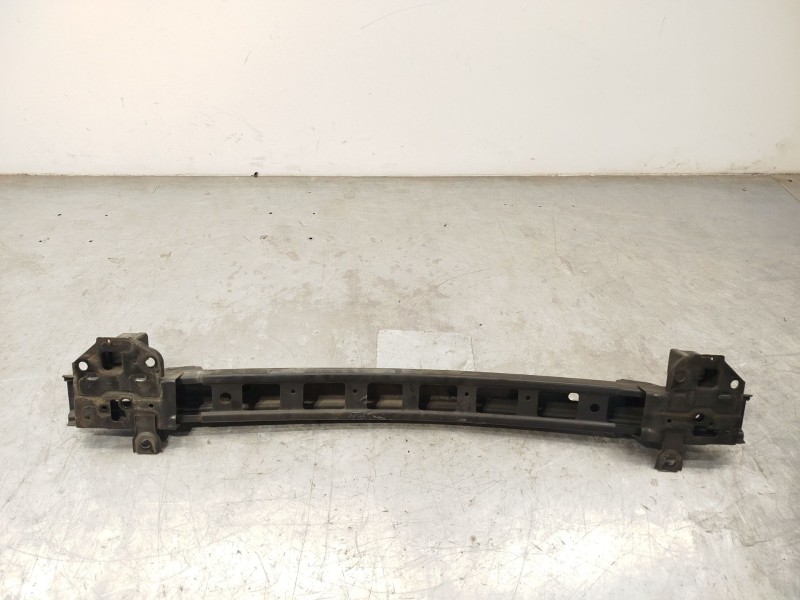 Recambio de refuerzo paragolpes delantero para hyundai santa fé ii (cm) 2.2 crdi referencia OEM IAM 865302B010  