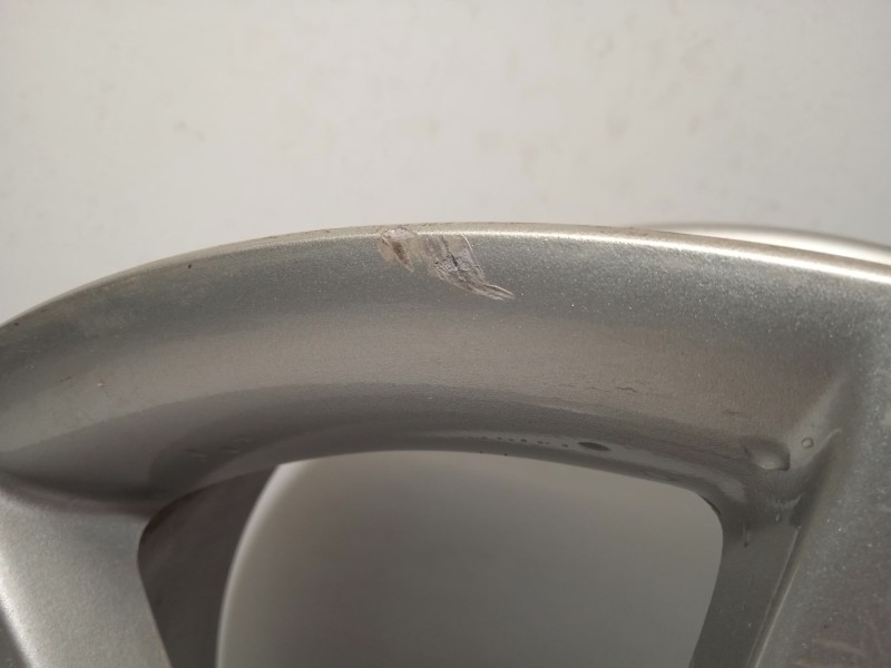 Recambio de llanta para hyundai santa fé ii (cm) 2.2 crdi referencia OEM IAM 529102B180  