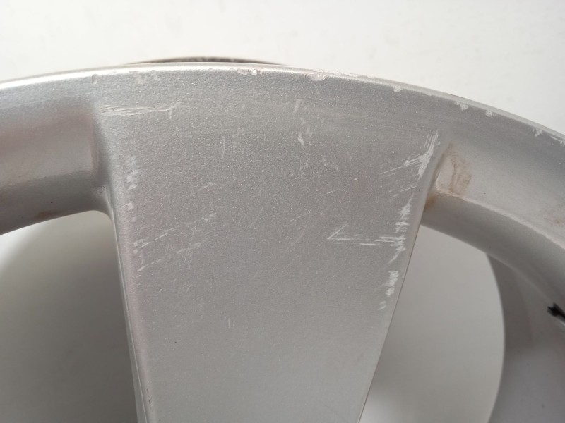 Recambio de llanta para hyundai santa fé ii (cm) 2.2 crdi referencia OEM IAM 529102B180  