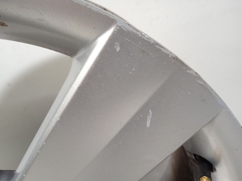 Recambio de llanta para chevrolet captiva (c100, c140) 2.0 d 4wd referencia OEM IAM 96941049  