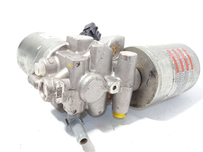 Recambio de servofreno para toyota c-hr hybrid advance referencia OEM IAM 4707047070  