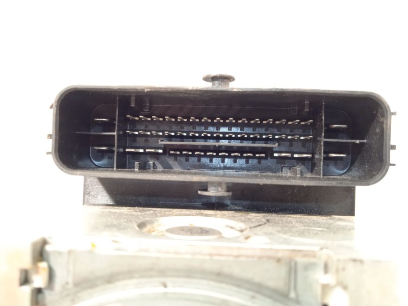 Recambio de abs para hyundai kona klass 2wd referencia OEM IAM 58900J9300 28517344093 06210273744
