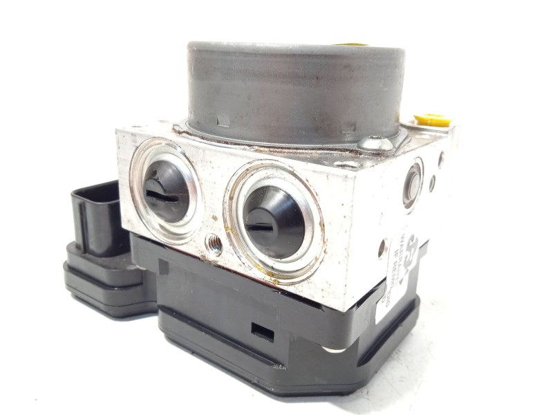 Recambio de abs para toyota c-hr hybrid advance referencia OEM IAM 4451010070 8954110080 11304041330