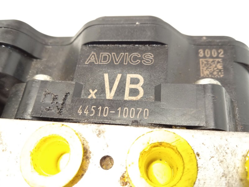 Recambio de abs para toyota c-hr hybrid advance referencia OEM IAM 4451010070 8954110080 11304041330