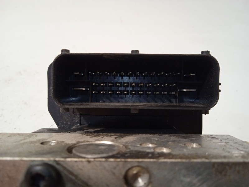 Recambio de abs para hyundai i40 style blue referencia OEM IAM 589203Z570 BE6003I507 BH6013I509