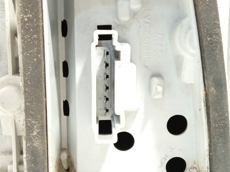 Recambio de piloto trasero izquierdo para volkswagen polo iv (9n_, 9a_) 1.2 12v referencia OEM IAM 6Q6945095G  