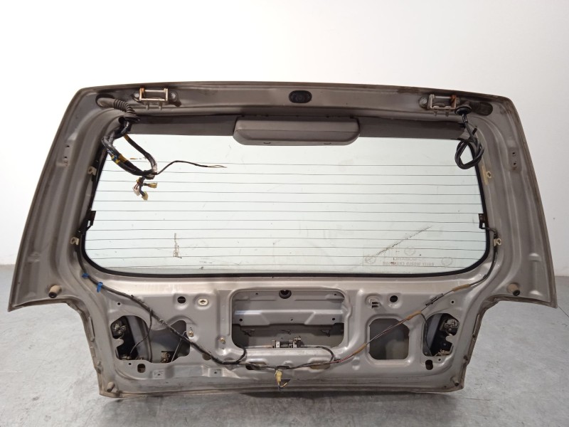 Recambio de porton trasero para subaru forester (sf_) 2.0 awd (sf5) referencia OEM IAM 61701FC100  