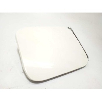 TAPA EXTERIOR COMBUSTIBLE G88301KAMA 788301KA0A