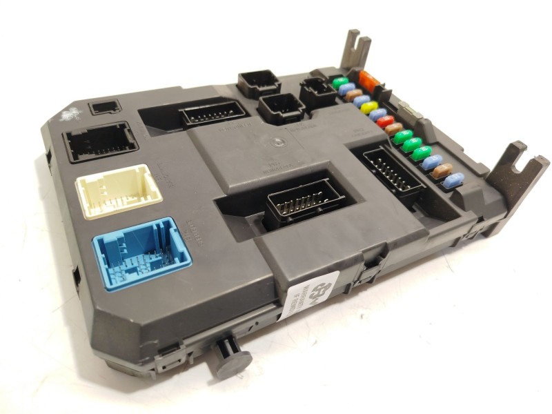 Recambio de caja reles / fusibles para citroën ds3 (sa_) 1.6 hdi 90 referencia OEM IAM 9666951980 657077 