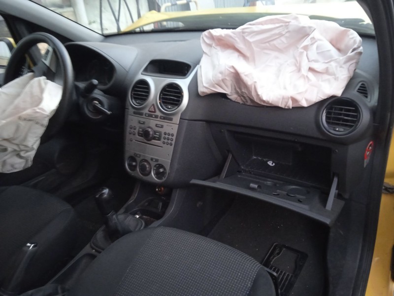 opel corsa d (s07) del año 2013