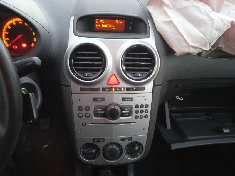 opel corsa d (s07) del año 2013