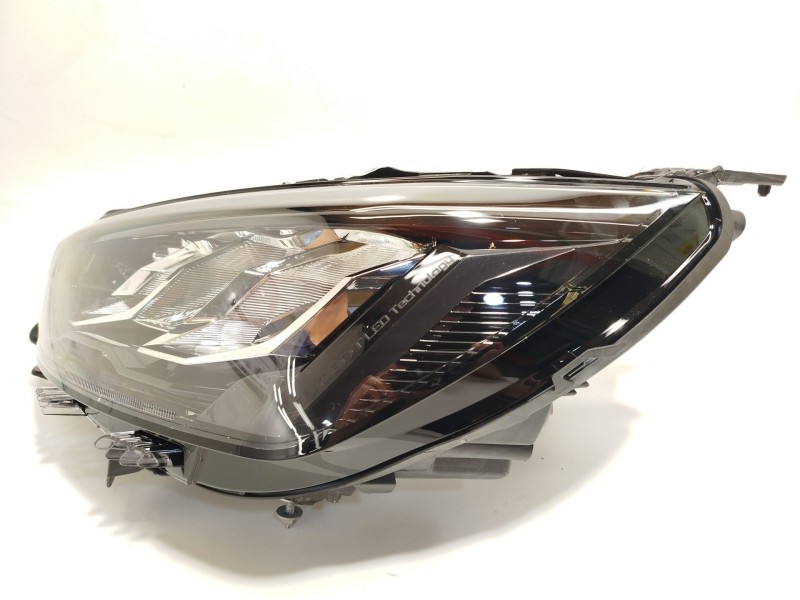 Recambio de faro izquierdo para peugeot 208 (p2) allure referencia OEM IAM 9833036380  90200113