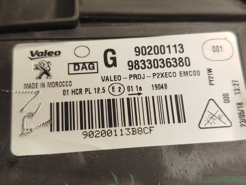 Recambio de faro izquierdo para peugeot 208 (p2) allure referencia OEM IAM 9833036380  90200113